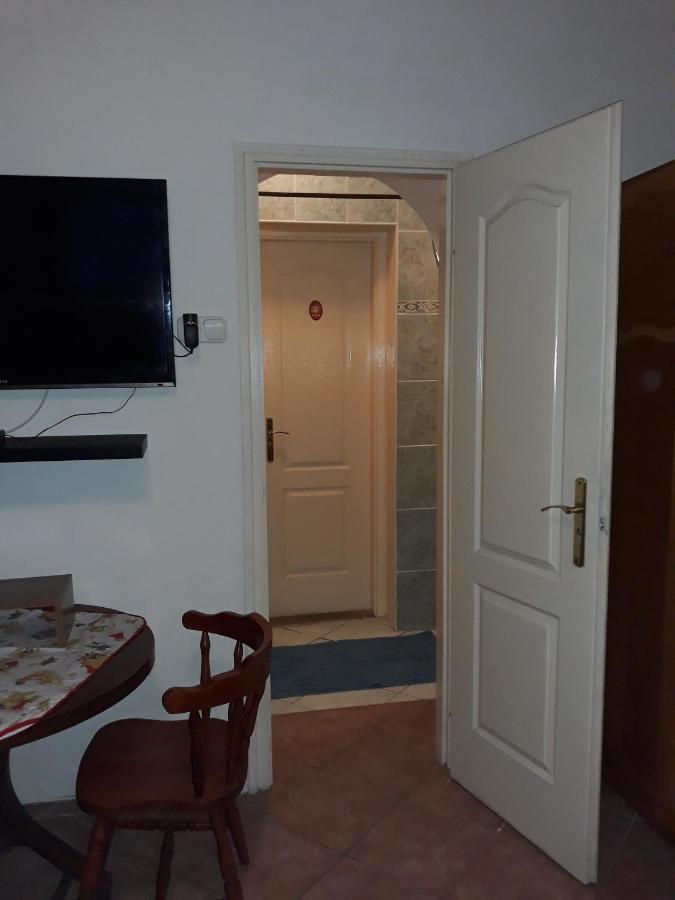 Flamingo Apartman Sopron Exterior photo